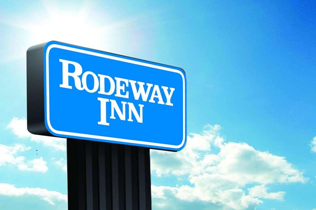 Rodeway Inn Bolivar Exterior photo